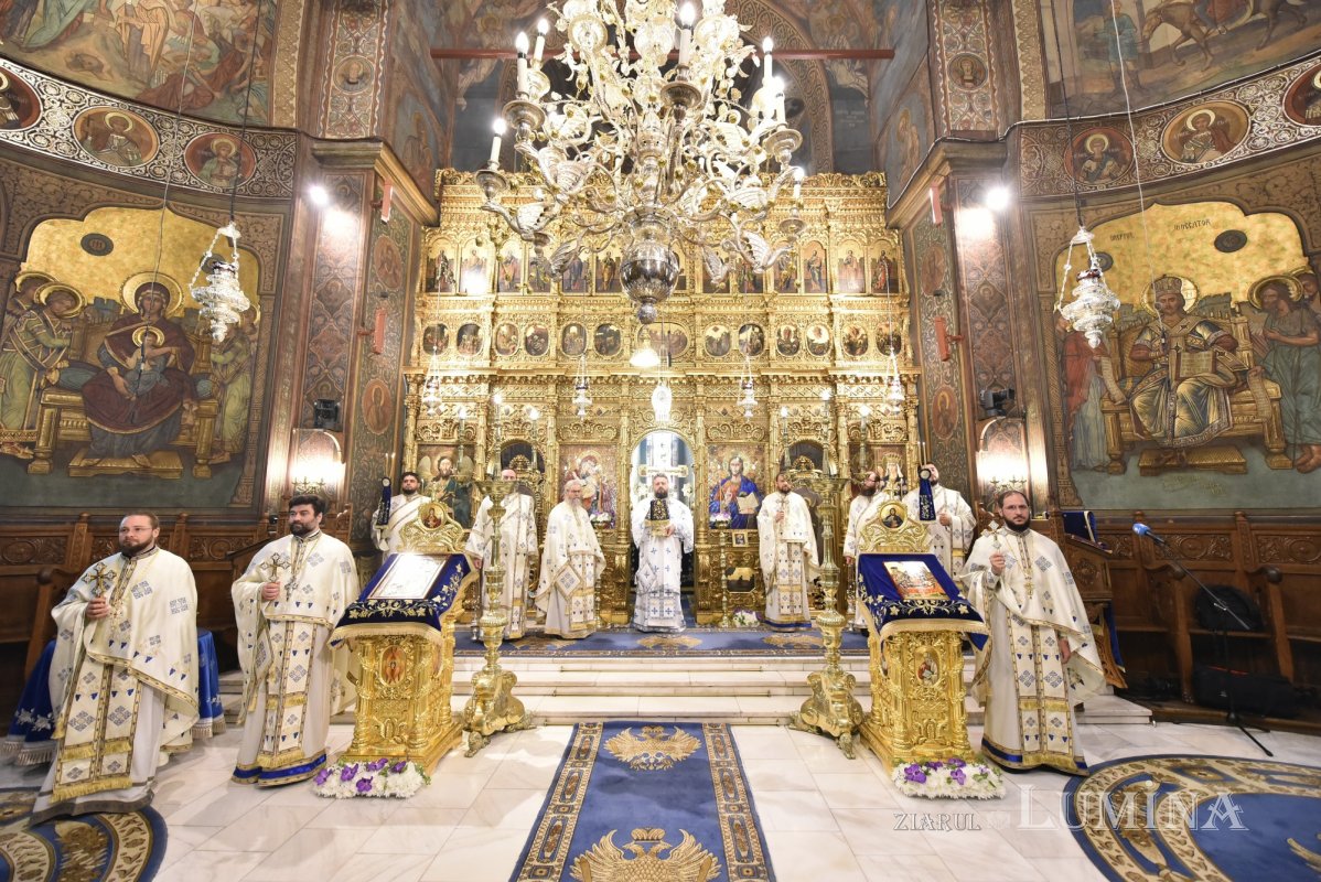 Preacinstirea Maicii Domnului la Catedrala Patriarhală 305982