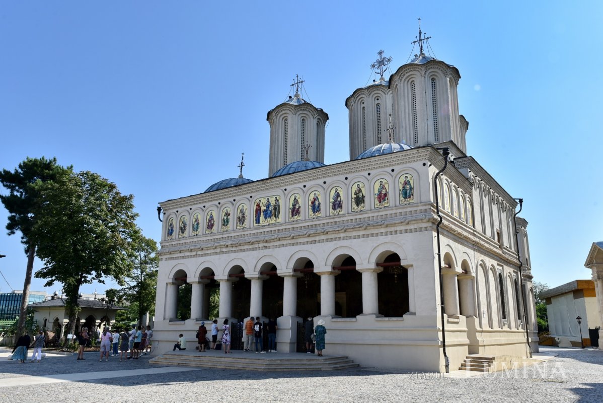 Preacinstirea Maicii Domnului la Catedrala Patriarhală 305983