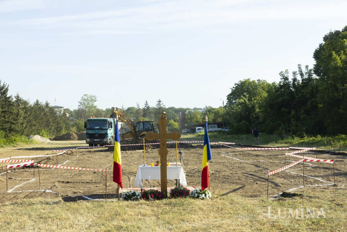 Început bun pentru noua biserică a Academiei de Poliție din București 306392
