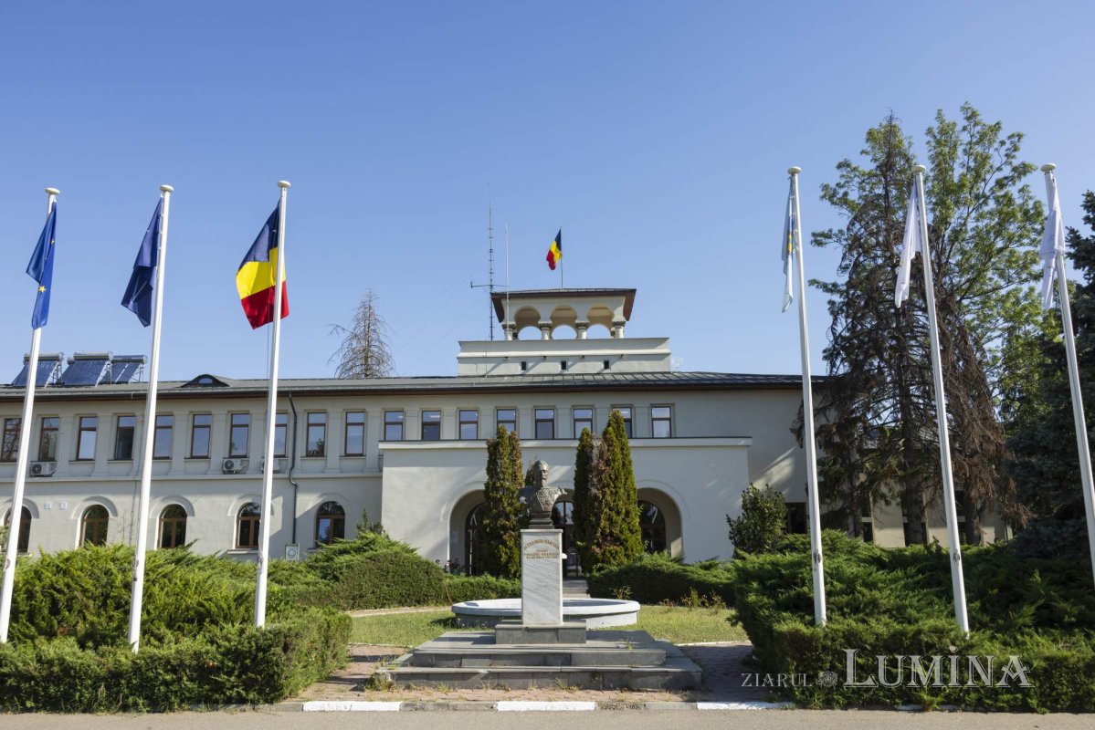 Început bun pentru noua biserică a Academiei de Poliție din București 306424