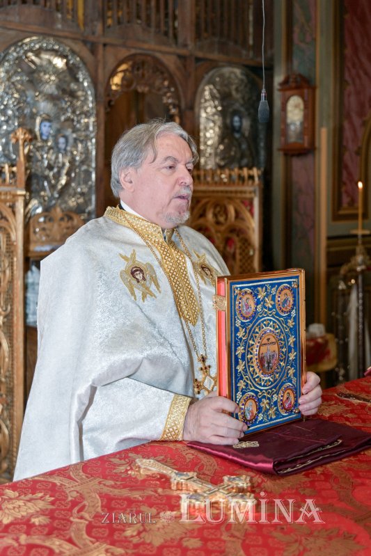 Binecuvântare arhierească pentru credincioşii Parohiei Zlătari din Capitală 306726