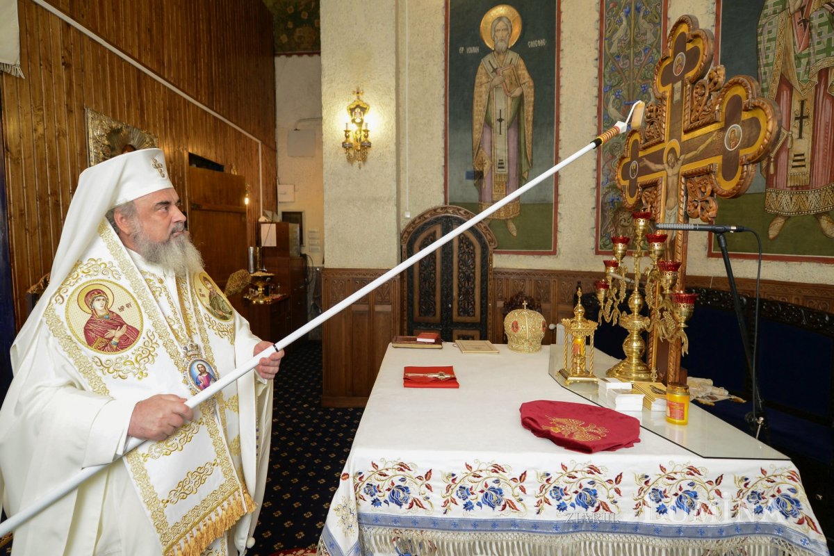 Biserica „Sfântul Ioan”-Piață, mutată 23 de metri din calea comuniștilor 306993