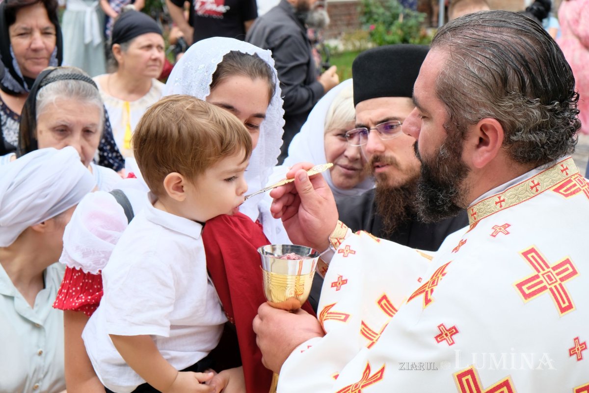 Rugăciune către Înaintemergătorul Domnului la Mănăstirea Plumbuita 307101