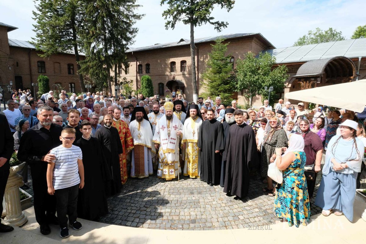 Rugăciune către Înaintemergătorul Domnului la Mănăstirea Plumbuita 307106