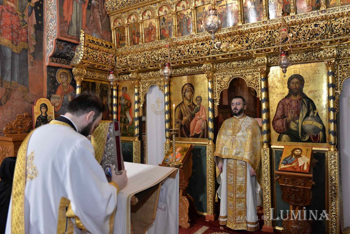 „Sfântul Ioan Botezătorul, dascăl al rugăciunii, postului și milosteniei” 307052