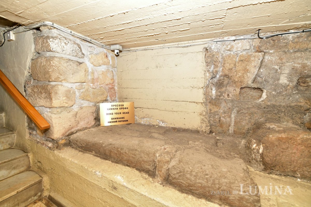 Delegaţia Patriarhiei Române cu moaştele Sfântului Ciprian a ajuns în Cipru 307224