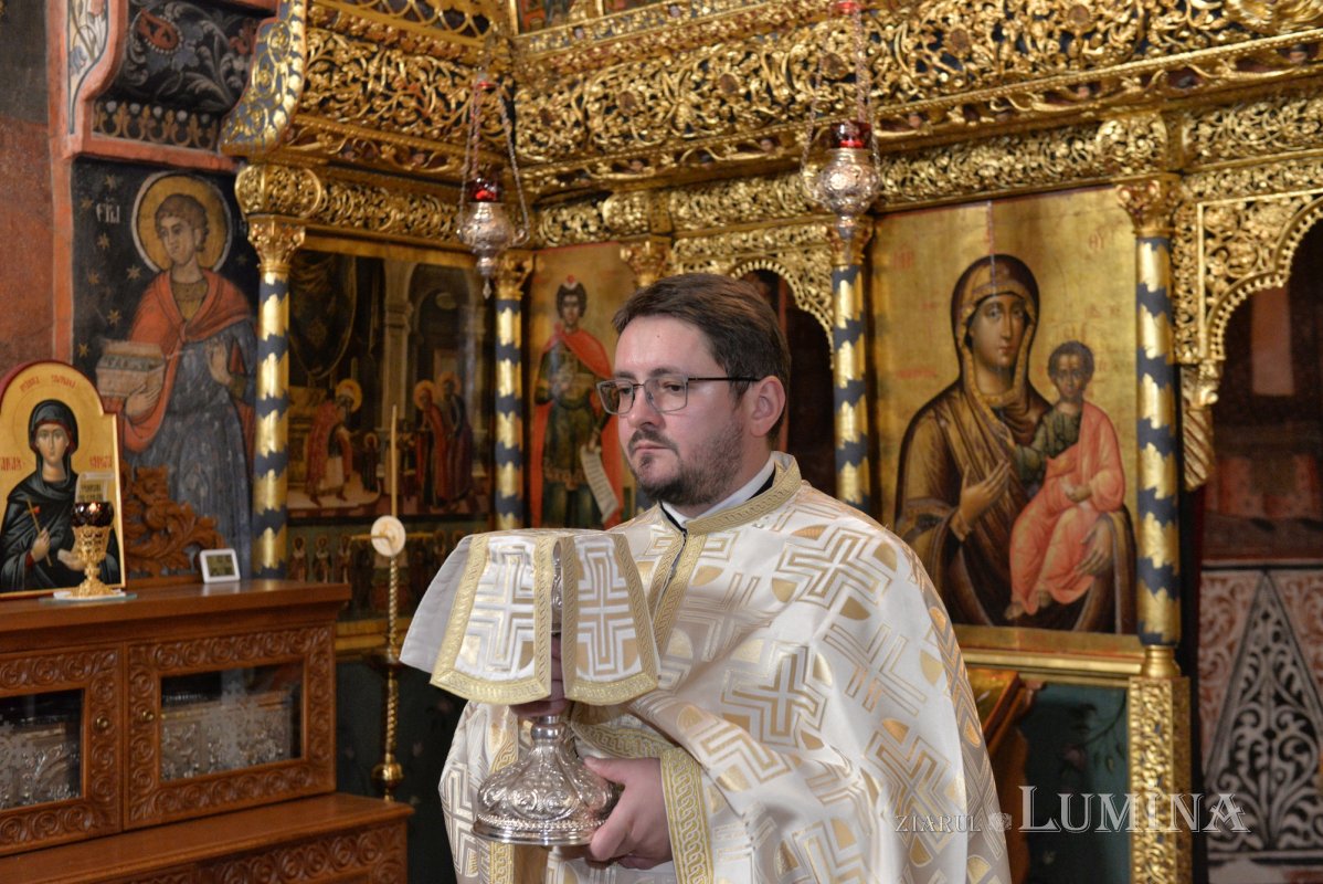 „Duhurile necurate se tem de prezența Duhului Sfânt în omul rugător și postitor” 307240