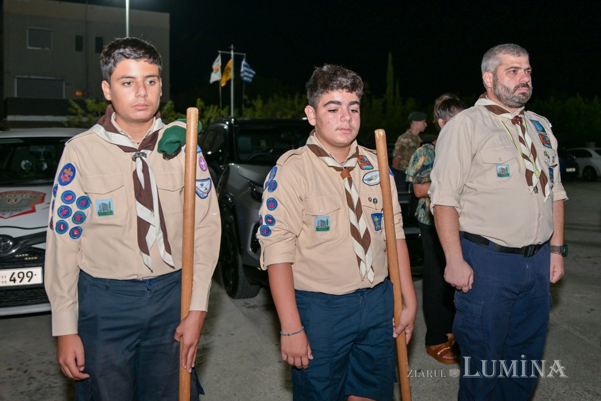 Moaştele Sfântului Ciprian de la Biserica Zlătari din Bucureşti, întâmpinate în Cipru de Mitropolitul Athanasios de Limassol 307275