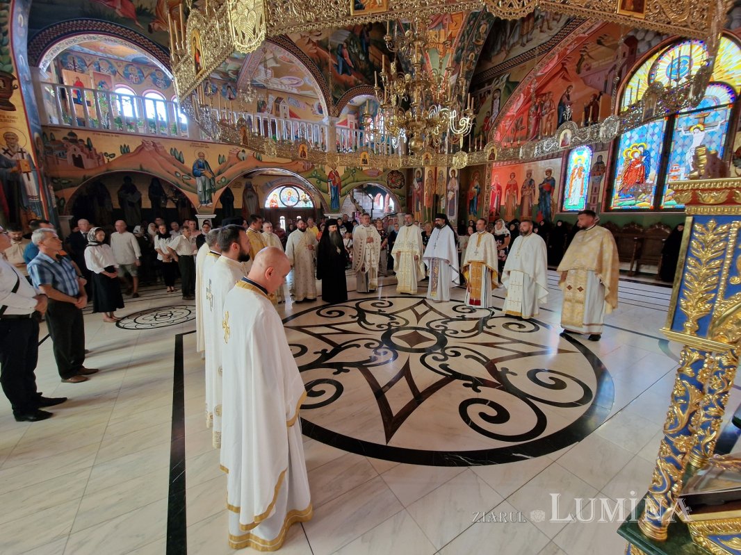 28 de ani de la întronizarea Episcopului Alexandriei și Teleormanului 307390