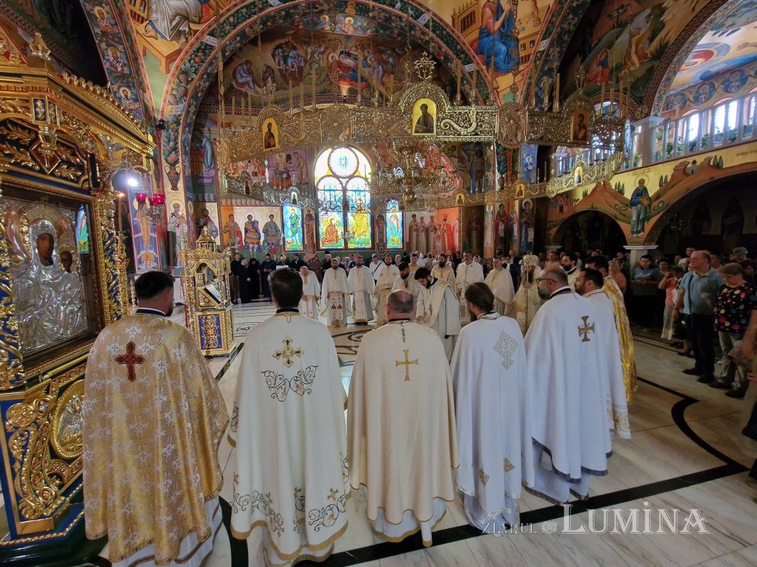 28 de ani de la întronizarea Episcopului Alexandriei și Teleormanului 307391