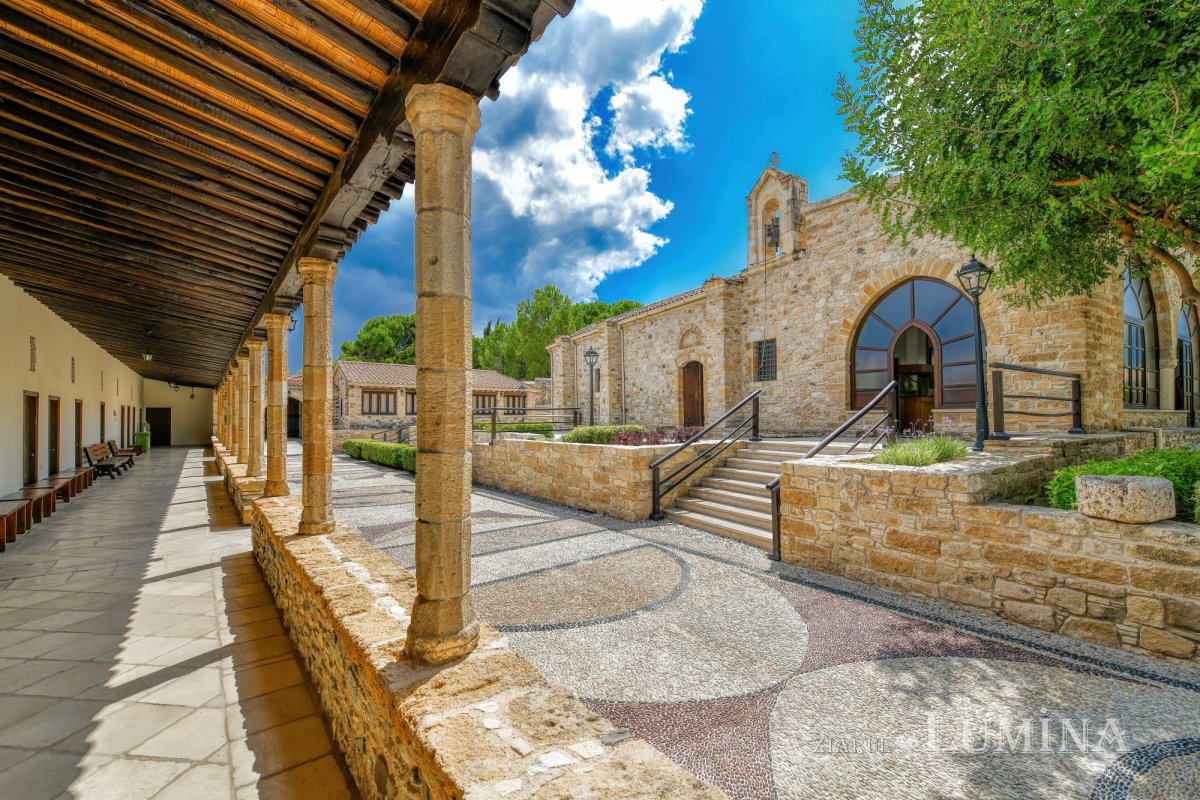 Primirea delegaţiei Patriarhiei Române la Reprezentanţa Patriarhiei Ierusalimului în Cipru 307433