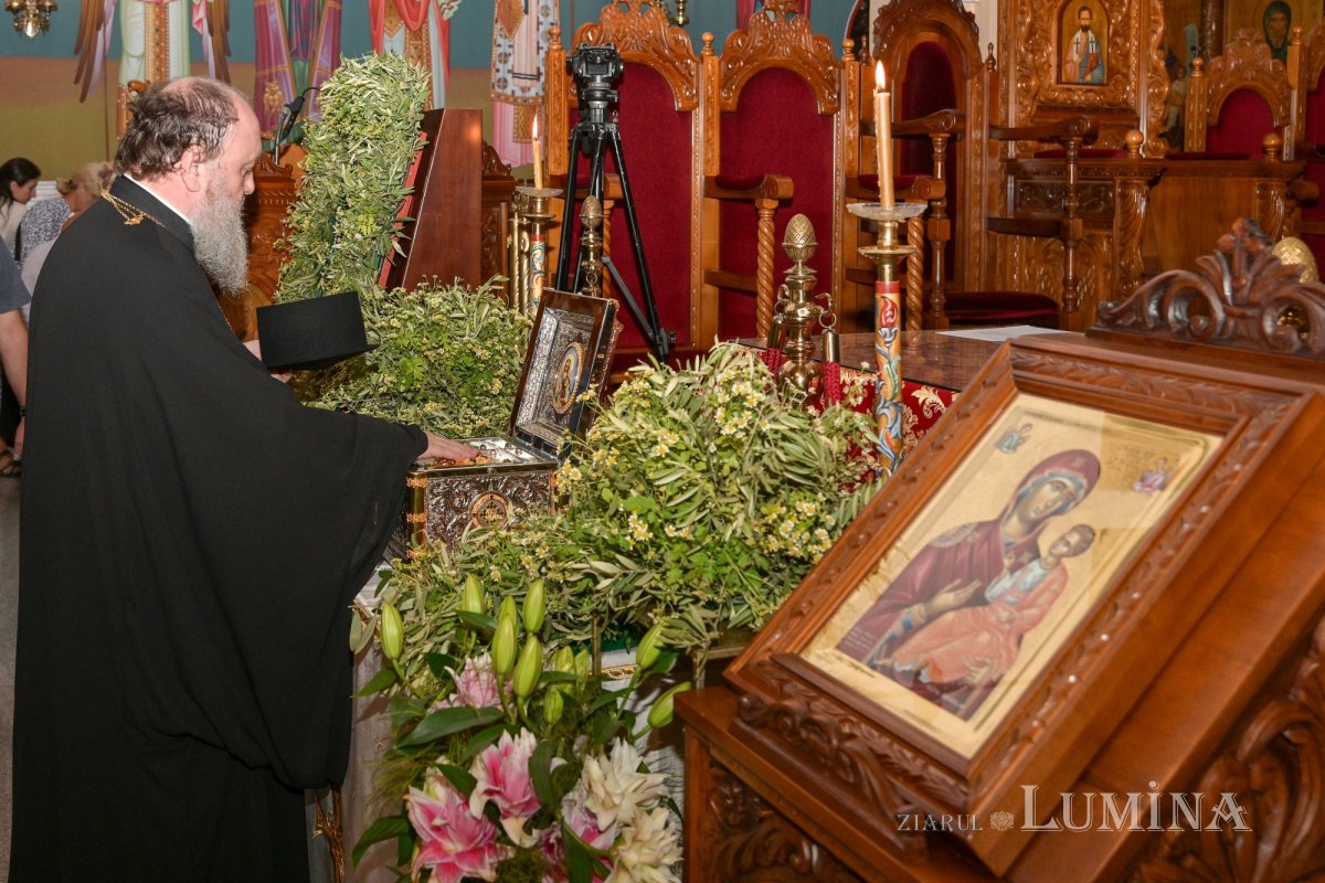 Conferinţă despre monahismul românesc, susţinută la Limassol 307596