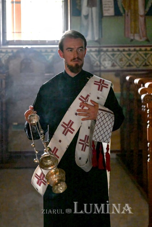 Slujbă de pomenire a părintelui profesor Constantin Corniţescu oficiată la o mănăstire din insula Cipru 307645