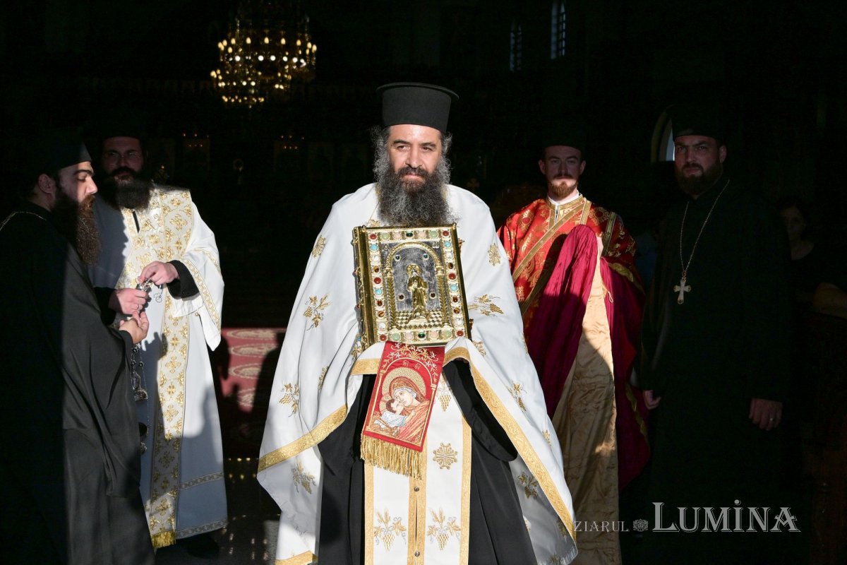 Biserica Arhanghelului Mihail din Limassol şi-a sărbătorit ocrotitorul spiritual 307846