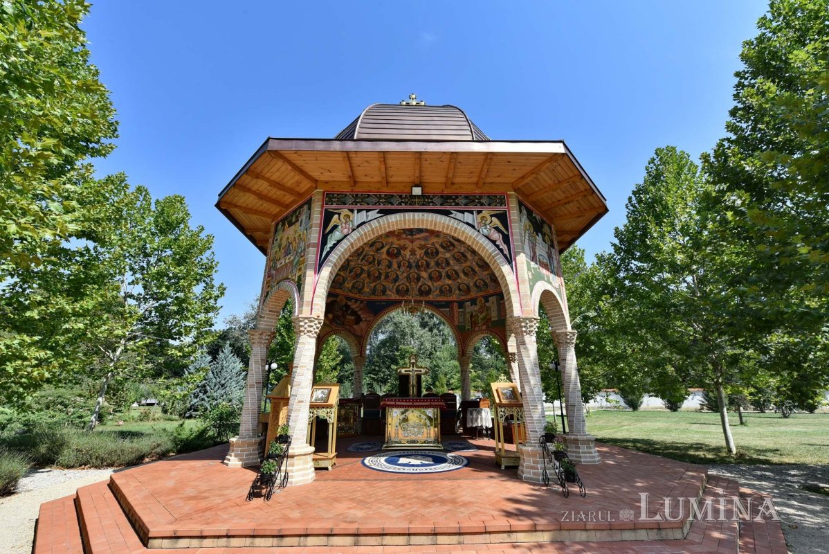 Sclipirile Luminii: Mănăstirea „Sf. Nicolae”-Sitaru 307772