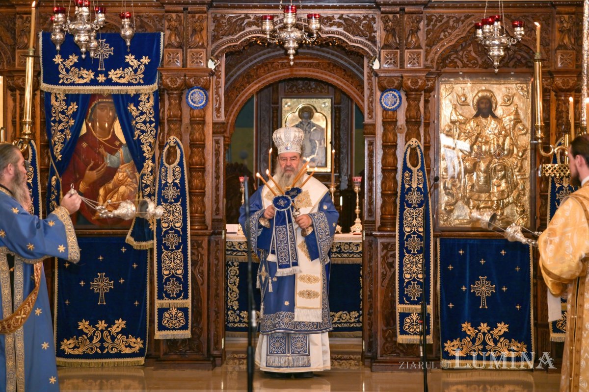 Naşterea Maicii Domnului, serbată la Catedrala Mitropolitană din Limassol, Cipru 307971