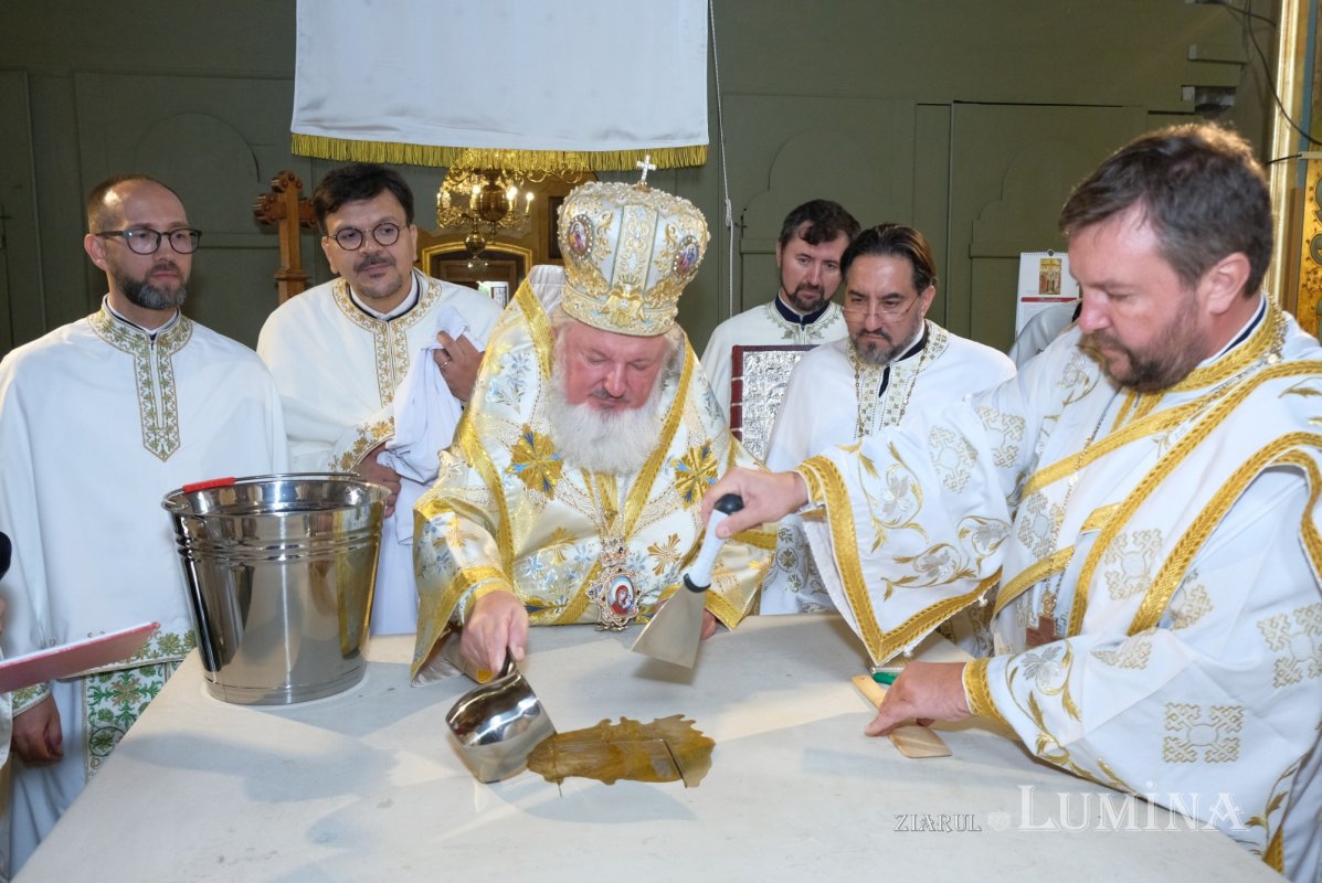 Veșmânt de har pentru biserica Sfântului Gheorghe din cartierul bucureștean Andronache 307995