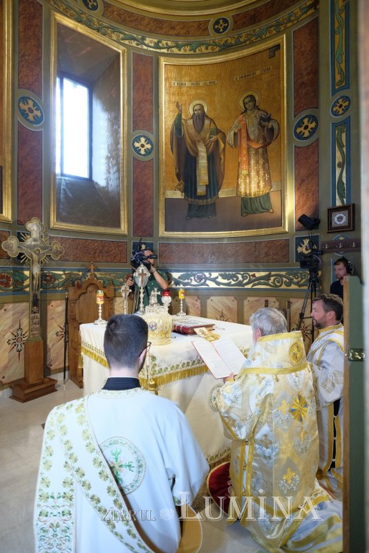 Veșmânt de har pentru biserica Sfântului Gheorghe din cartierul bucureștean Andronache 307998