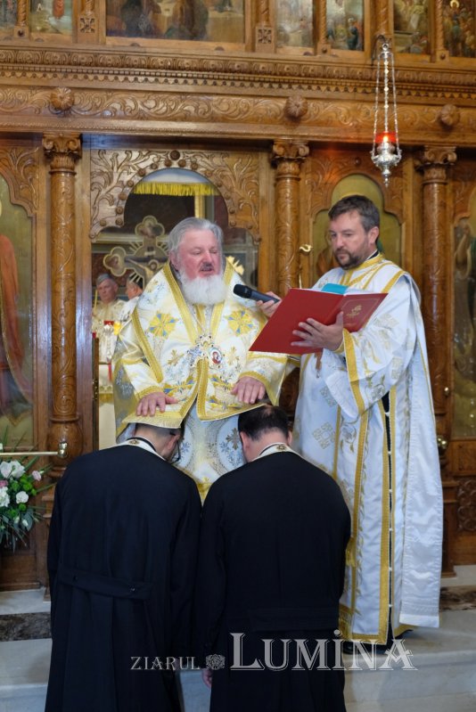 Veșmânt de har pentru biserica Sfântului Gheorghe din cartierul bucureștean Andronache 308009