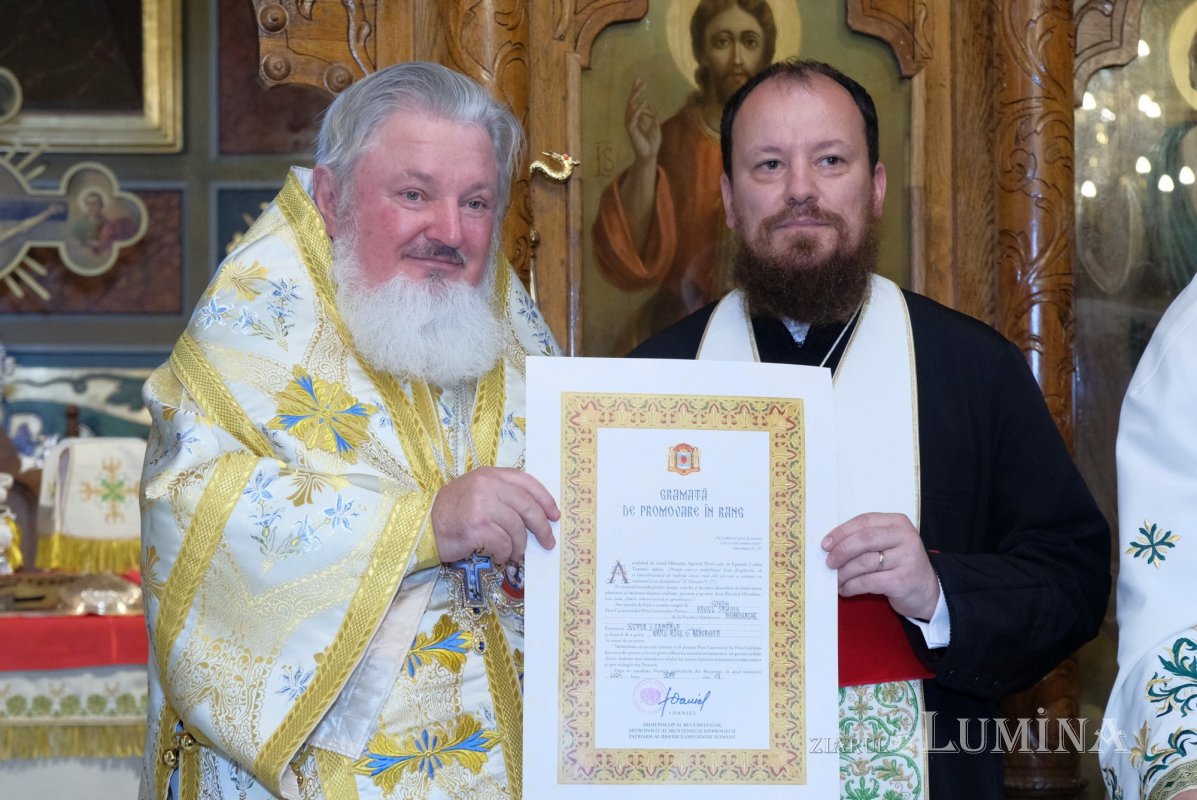 Veșmânt de har pentru biserica Sfântului Gheorghe din cartierul bucureștean Andronache 308011