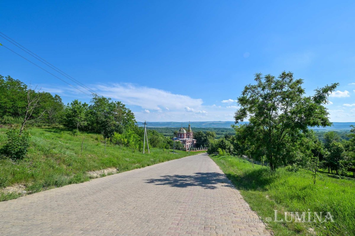 Biserica din Costuleni, laborator spiritual și cultural pentru elevi 308352