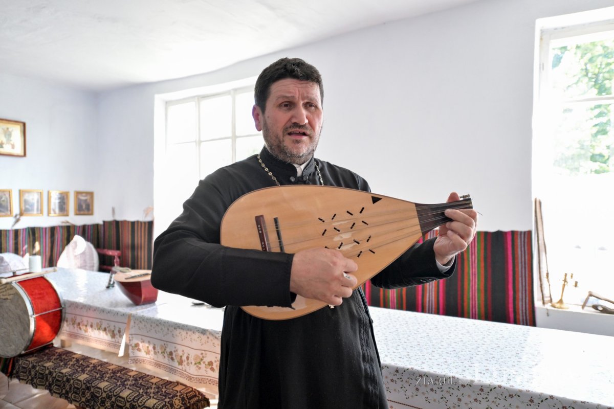 Biserica din Costuleni, laborator spiritual și cultural pentru elevi 308358