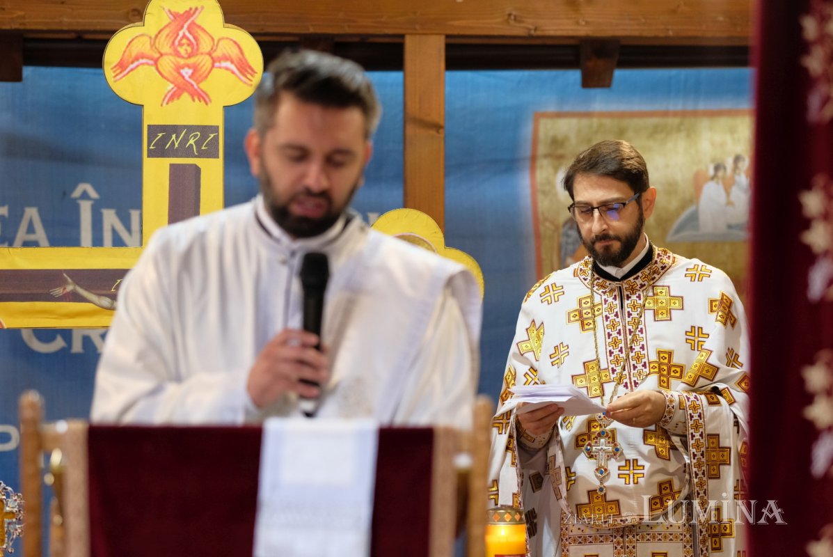 Zile de sărbătoare la Parohia „Sfântul Vasile cel Mare”-Victoria din București 308528