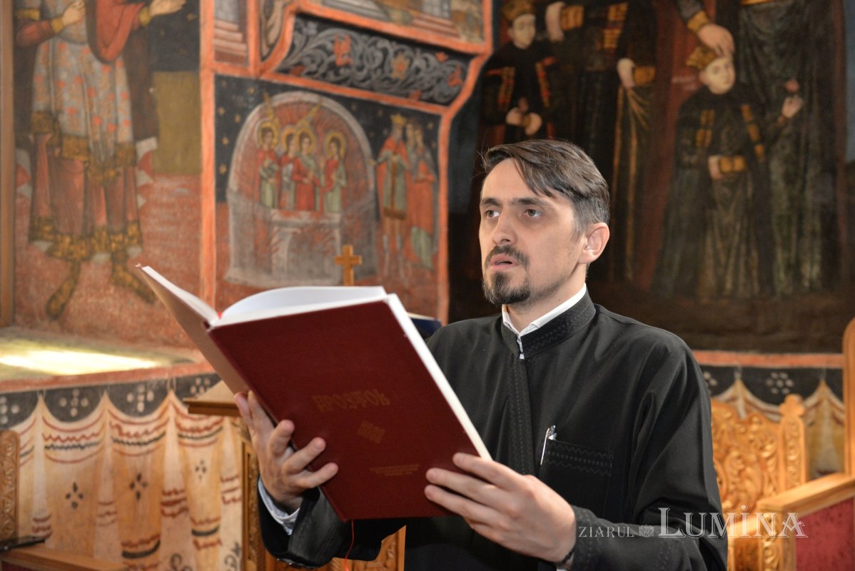 „Purtarea crucii este o suferință transformată în biruință spirituală” 308613