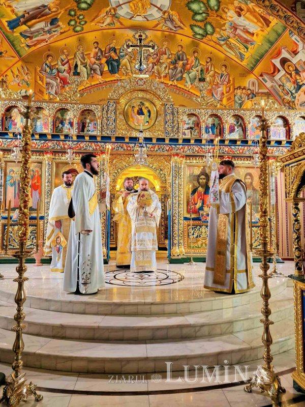 Slujire arhierească la mănăstirea teleormăneană Pantocrator 308747
