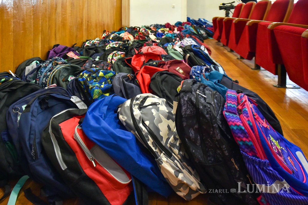 Ajutor pentru elevi nevoiași din partea Protoieriei Sector 3 Capitală 308848