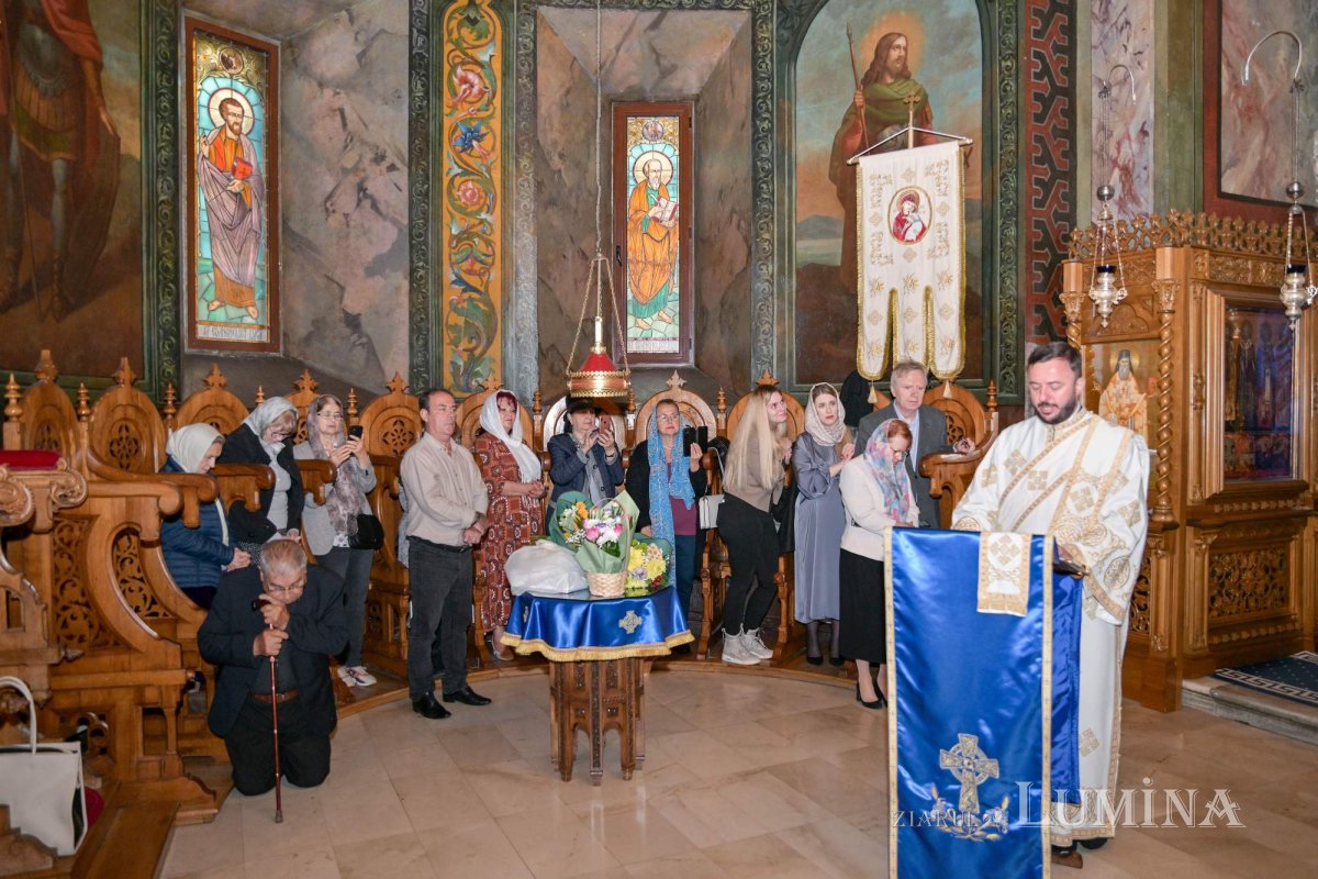 Un ostenitor de la TRINITAS TV a primit darul preoției 308864