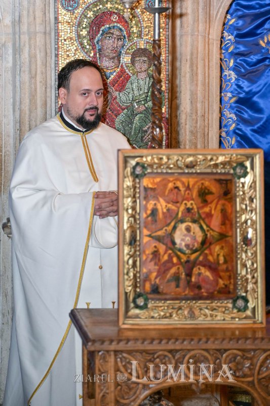 Un ostenitor de la TRINITAS TV a primit darul preoției 308889