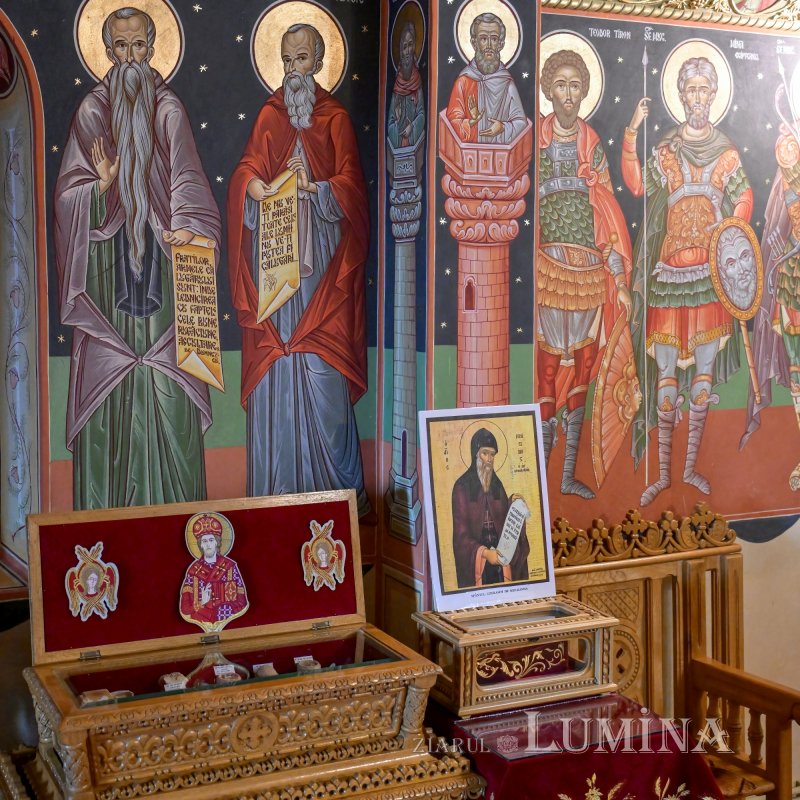 Moaştele Sfântului Mucenic Ciprian întâmpinate la Mănăstirea „Sfânta Treime” din Drăgăneşti Vlaşca 309242