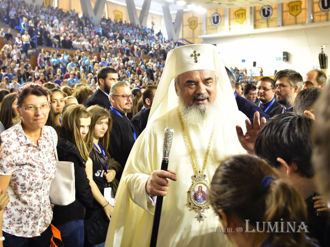 Educația tinerilor este misiune sfântă și coresponsabilitate socială 309466