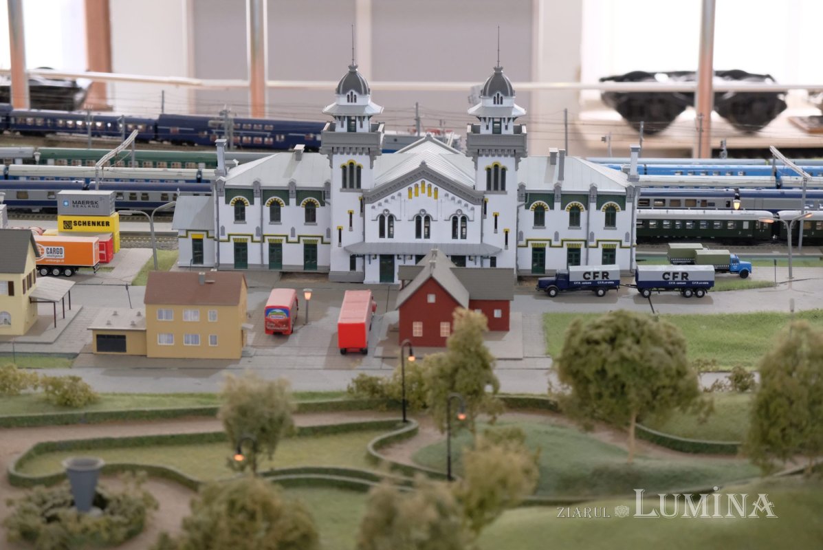 Glasul roților de tren 309568