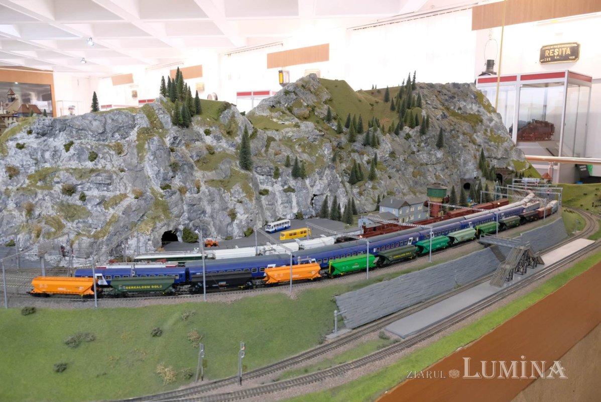 Glasul roților de tren 309570