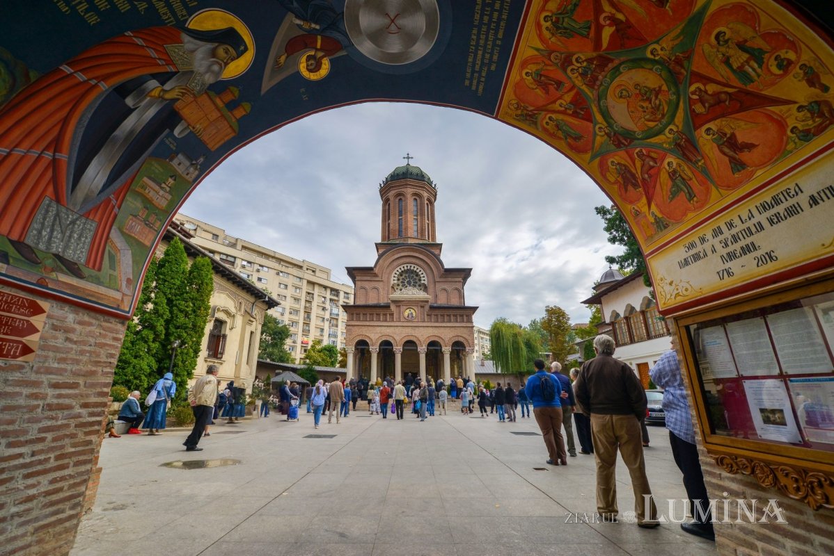 Sclipirile Luminii: Mănăstirea Antim 309719