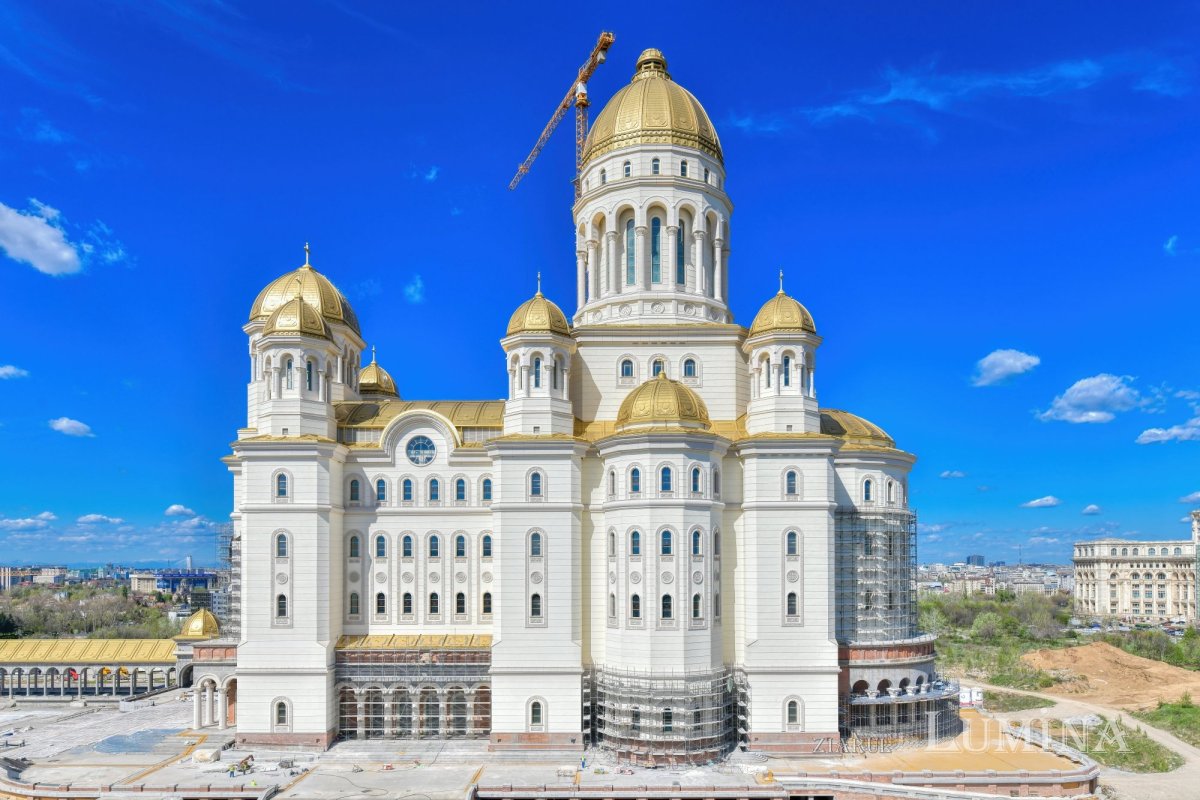 Un om construiește din ceea ce este - prinos de gând la ceas aniversar Preafericitului Părinte Patriarh Daniel 309335