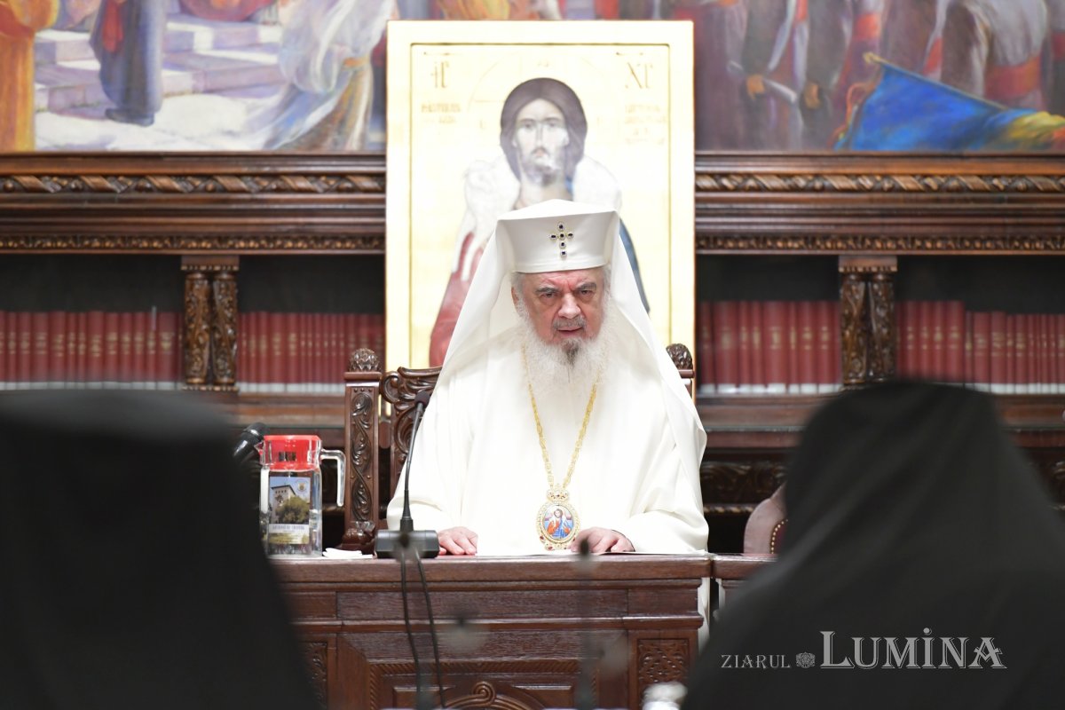 Întrunirea Sinodului Permanent al Bisericii Ortodoxe Române 309928