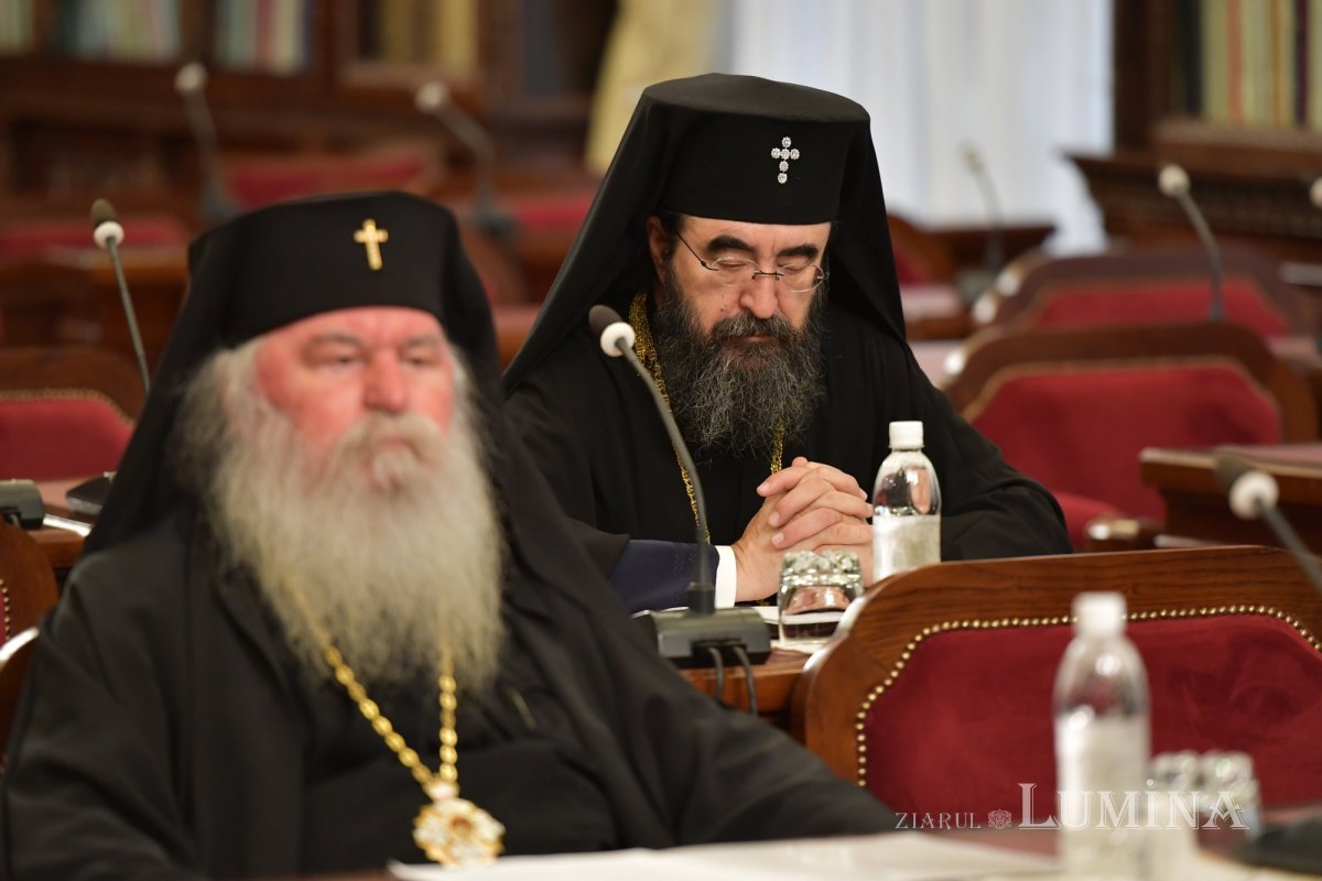 Întrunirea Sinodului Permanent al Bisericii Ortodoxe Române 309938