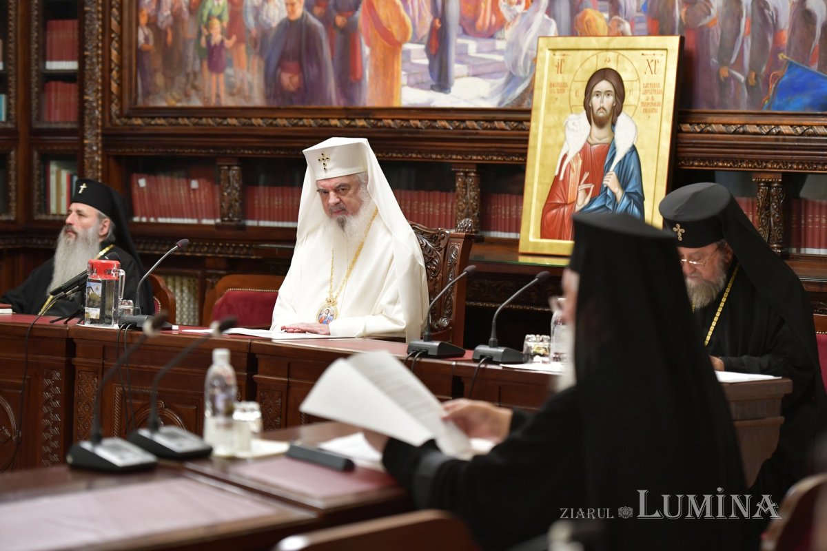 Întrunirea Sinodului Permanent al Bisericii Ortodoxe Române 309939