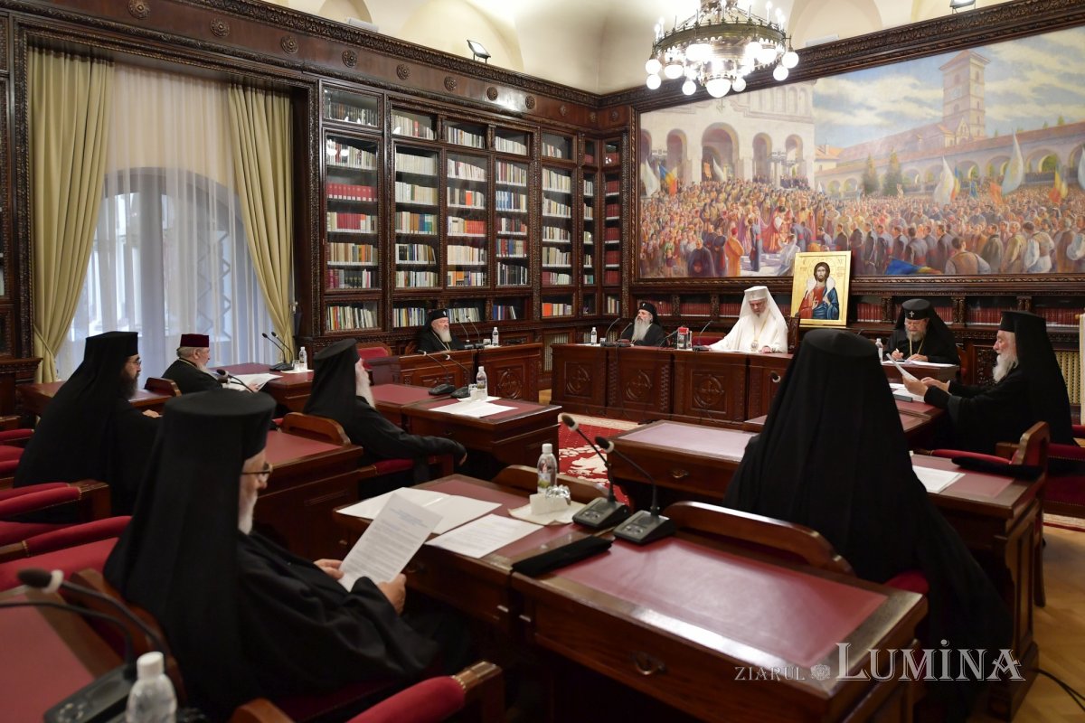 Întrunirea Sinodului Permanent al Bisericii Ortodoxe Române 309940