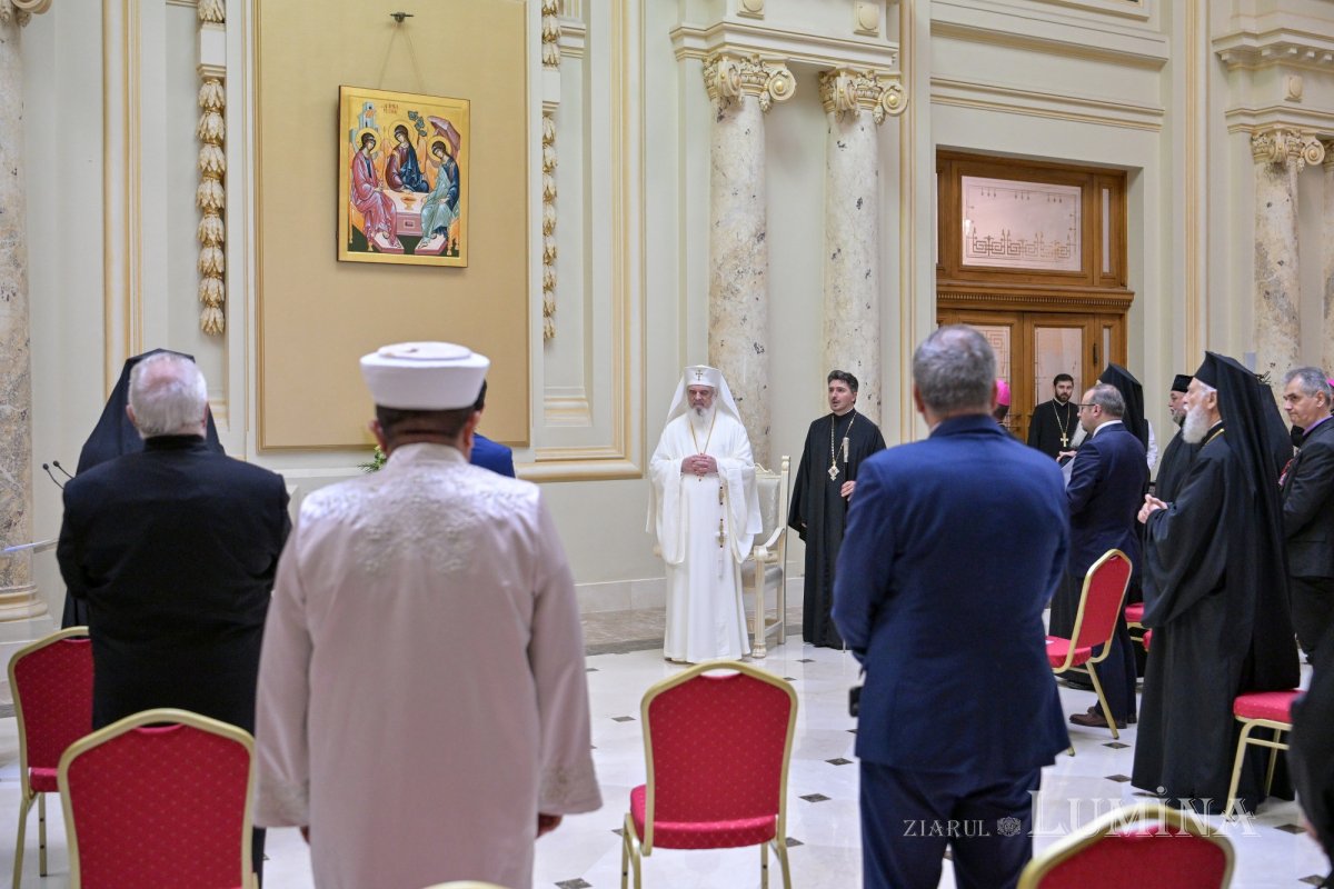 Moment festiv la aniversarea întronizării Patriarhului României 309990