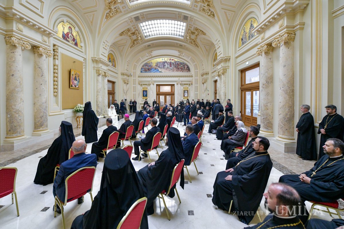 Moment festiv la aniversarea întronizării Patriarhului României 309992