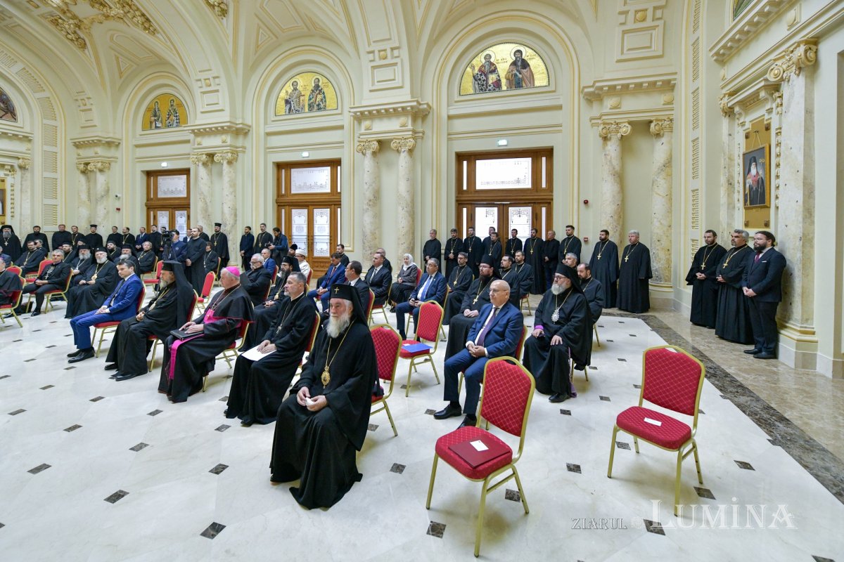 Moment festiv la aniversarea întronizării Patriarhului României 309993