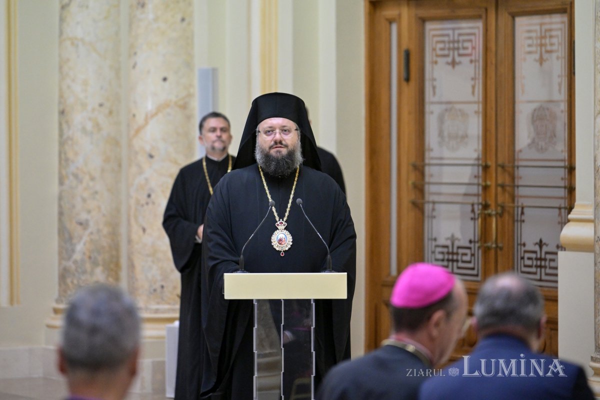Moment festiv la aniversarea întronizării Patriarhului României 309994
