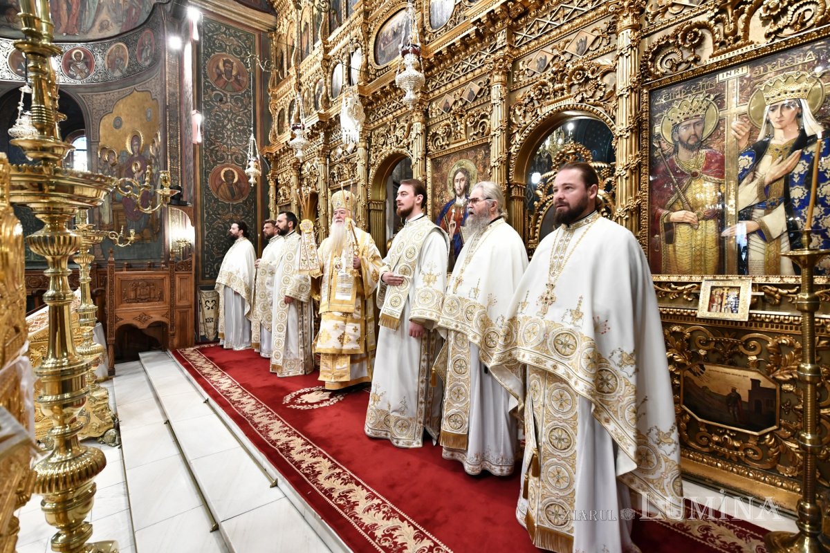 Rugăciune și recunoștință la ceas aniversar  309950