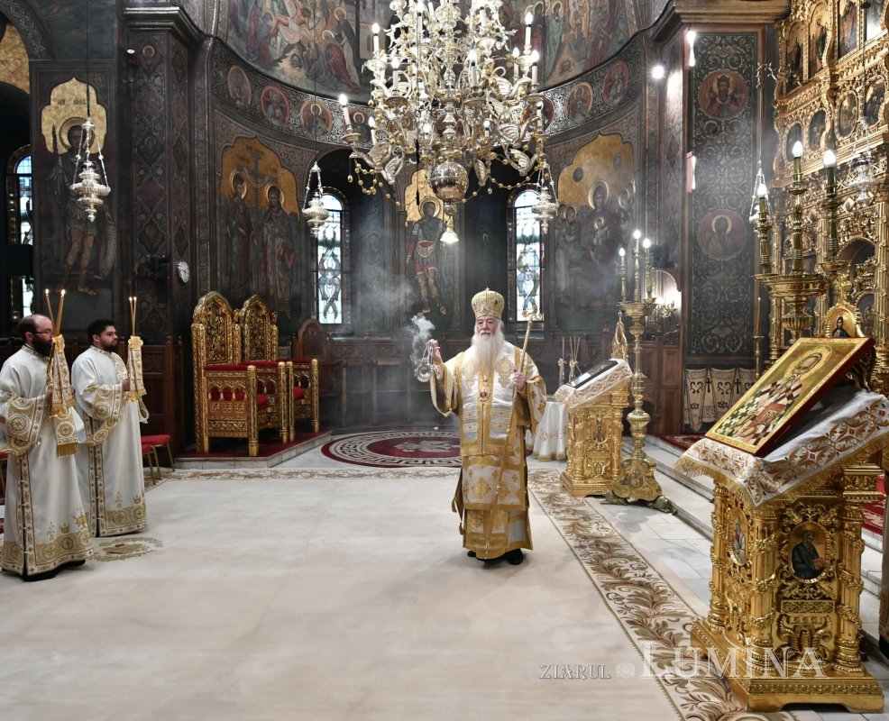 Rugăciune și recunoștință la ceas aniversar  309951