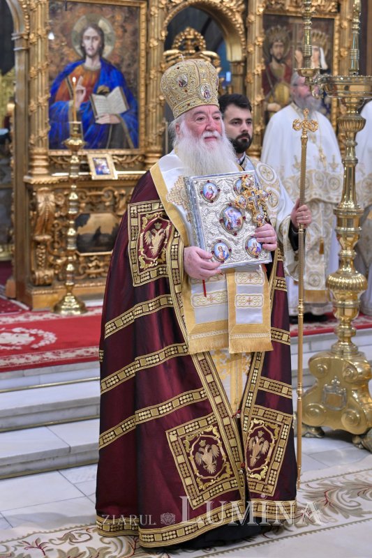 Rugăciune și recunoștință la ceas aniversar  309966