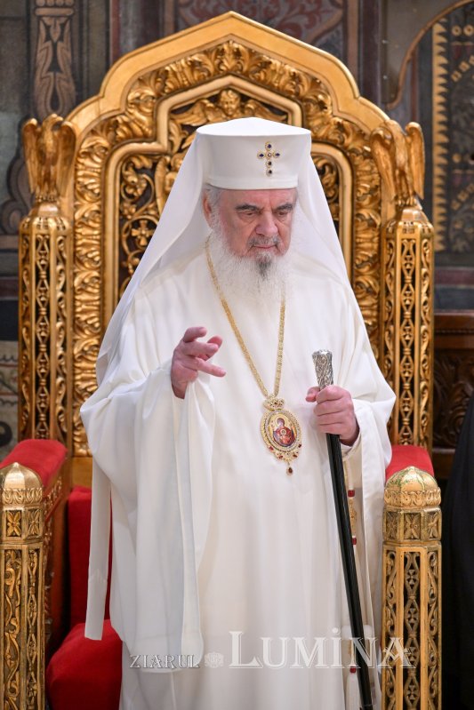 Rugăciune și recunoștință la ceas aniversar  309974